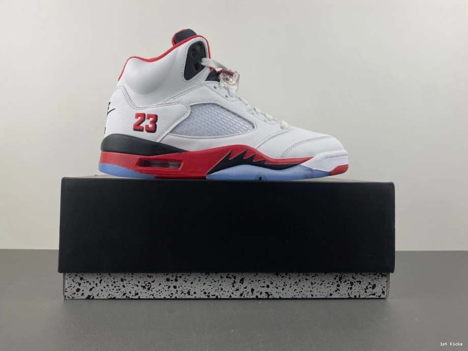 Black Tongue Fire Retro - HQ7978-101 5 Red (2025) Jordan 0408